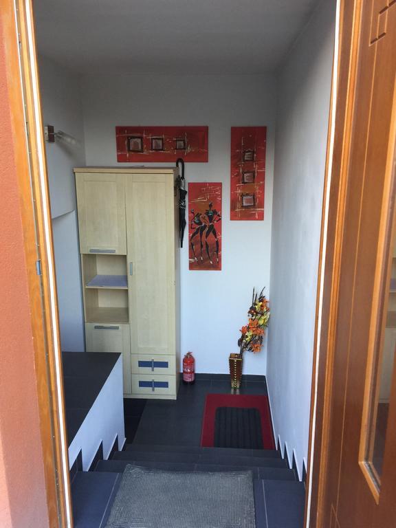 Apartament Tipton Apartment Jelenia Gora Luaran gambar